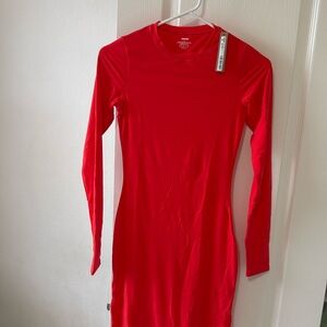 Skims dress in coral size Small & XS new with tag